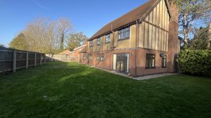 Photo 15- click for photo gallery